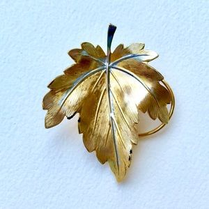 Gold Leaf Vintage Scarf Holder  - Vintage Glamour